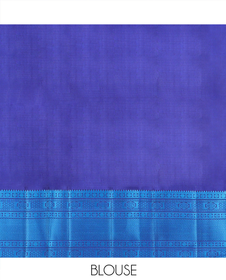 Green Kanchipuram Silk Saree, Enlivened with Mayil and Chakram Thread Buttas on Its Body, Complemented by a Contrast Border of Rekku, Kamalam, Poun, Chakram, Kuyil Kann, and Then Kuli Kann Designs, Jaal Design Pallu, and Paired with a Contrast Blouse