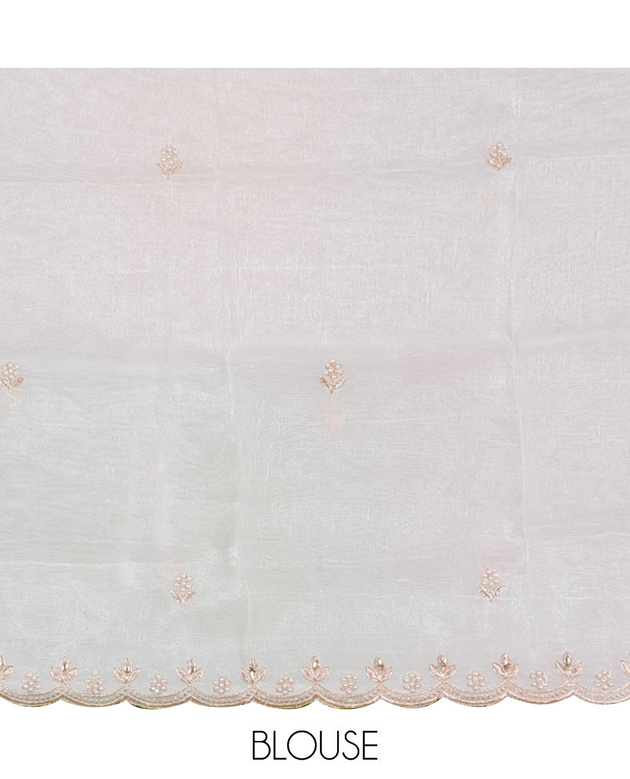 Purple color, floral embroidered motifs crunchy crush saree, scallop pearl embroidered border, embroidered pallu, and a contrast embroidered blouse