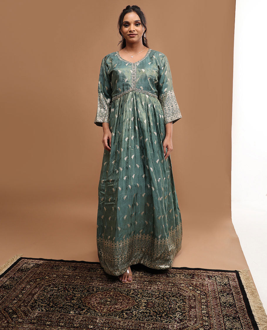 Green floral embroidered round neck, 3/4 th sleeve,below knee lenght top with straight pants & floral zari design dupatta