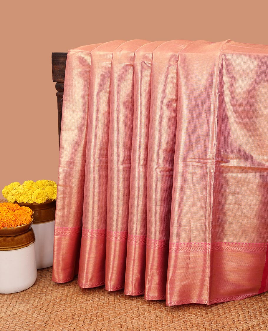 Pink gold zari,small checks carry design banaras tissue saree with contrast pink border & contrast pallu along with contrast pink blouse