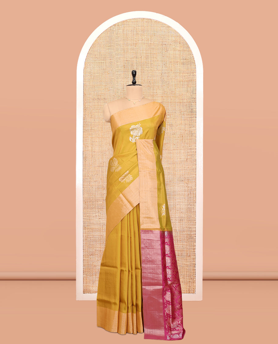 Yellow Uppada Saree, Adorned with Hibiscus Floral Buttas, a Bavanji Border, Contrast Intricate Pallu, and a Contrast Blouse