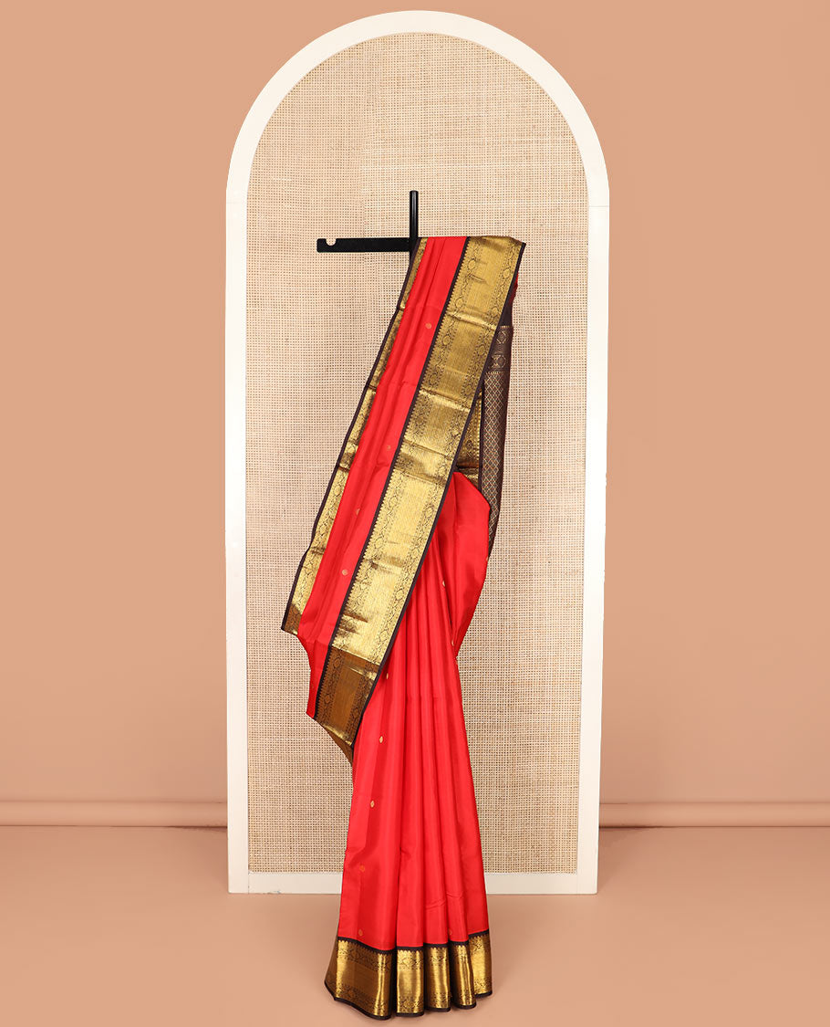 Purple Vasundhara Silk Saree Beautified with Yaanai and Poun Buttas, Complemented by a Contrast Border of Neli, Mayil Kann, Muthu, Banaras, and Yaanai Designs, Pallu Woven in Jaal Design, and Paired with a Contrast Blouse