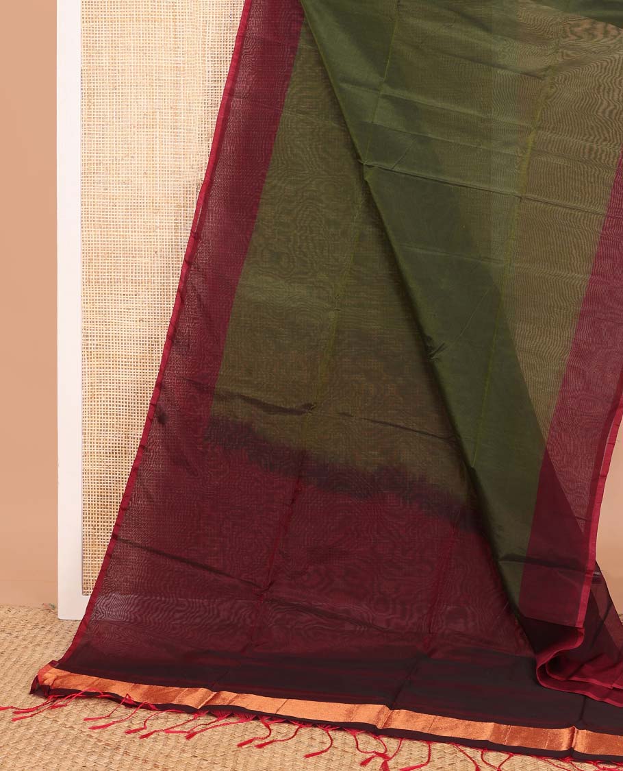 Green plain semi-silk cotton saree, contrast plain border, and pallu