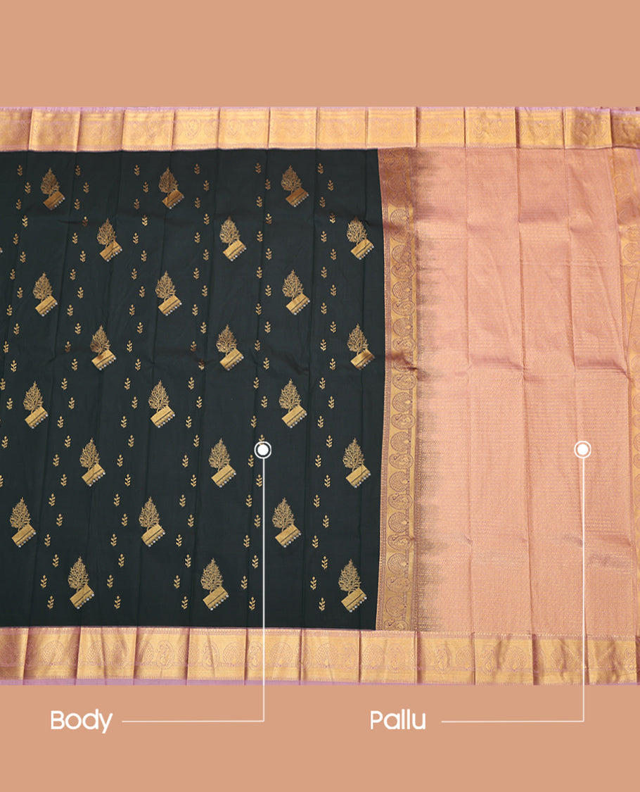 Green Budget Silk Saree, Adorned with Zari Buttas, Complemented by Contrast Traditional Zari Border, Grand Pallu, and Contrast Blouse