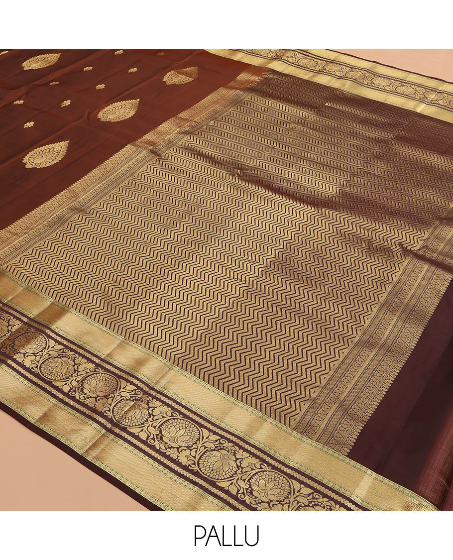 Brown Vasundhara Lite Silk Mix Saree, Crafted with Zari Buttas, a Zari Border of Kodi Visiry Designs, Vanki Pallu, and a Matching Blouse