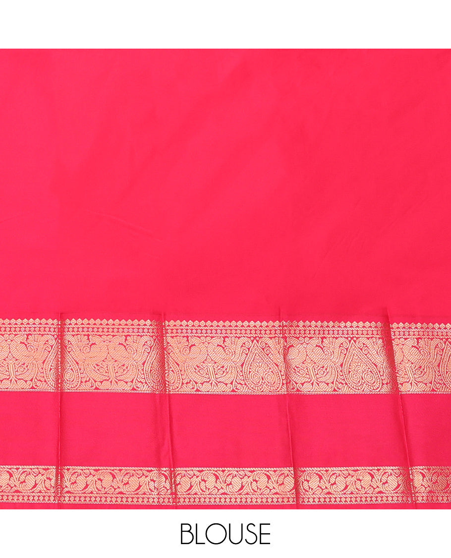Purple Budget Silk Saree, Mesmerized with Zari Buttas, Complemented by a Contrast Traditional Zari Rettai Pettu Border, Grand Pallu, and a Contrast Blouse