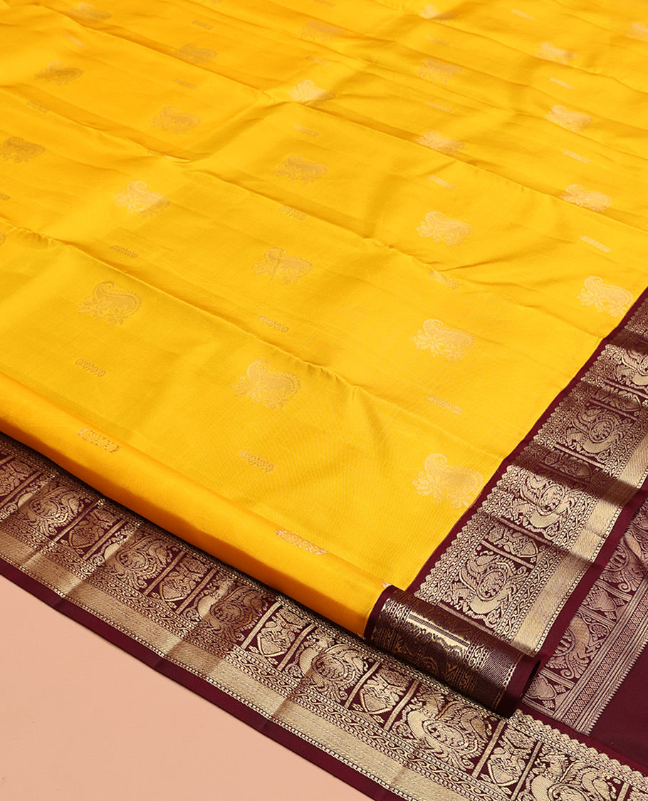 Yellow Vasundhara Silk Saree, Woven with Zari Buttas, Contrast Border of Muthu, Mayil, and Yaanai Designs, Grand Pallu, and Contrast Blouse