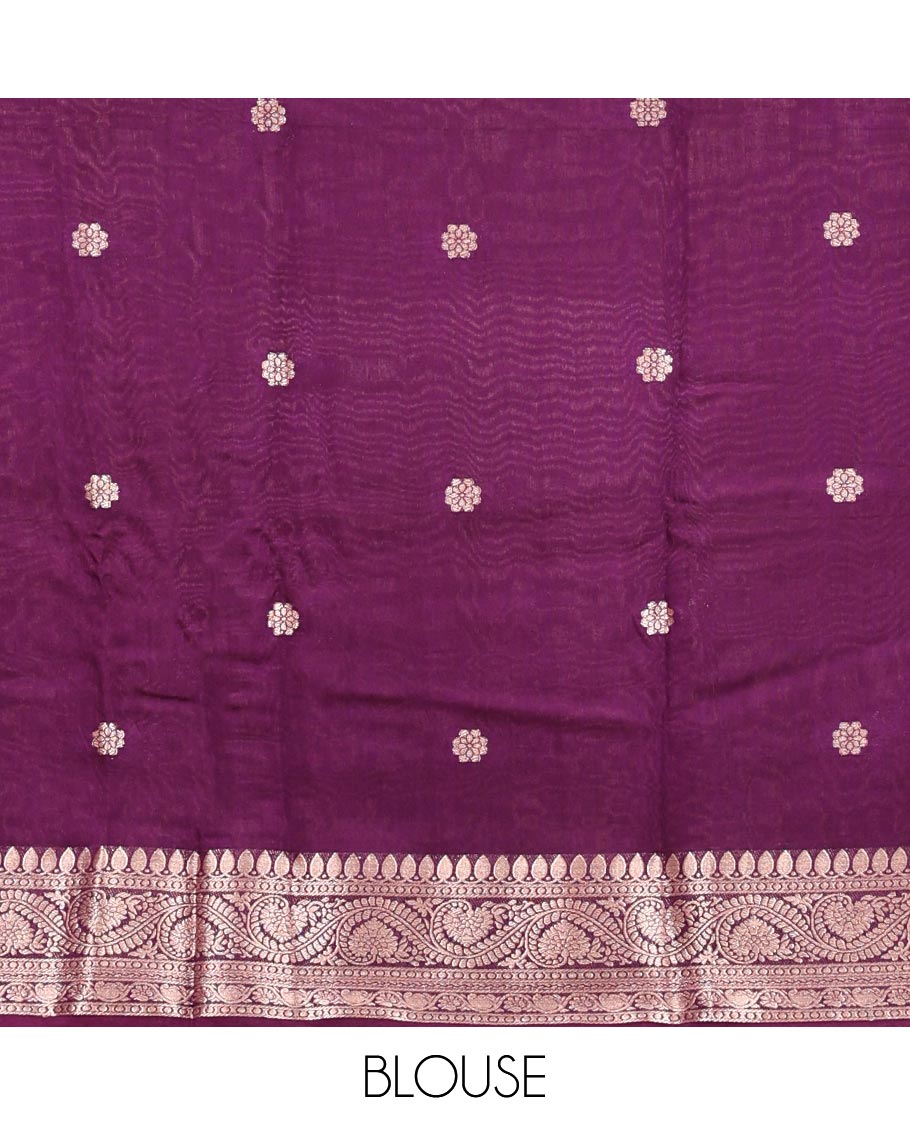 Green Assam Silk Saree, Woven with Checks, Complemented by Contrast Traditional Design Border, Zari-Design Pallu, and a Contrast Blouse