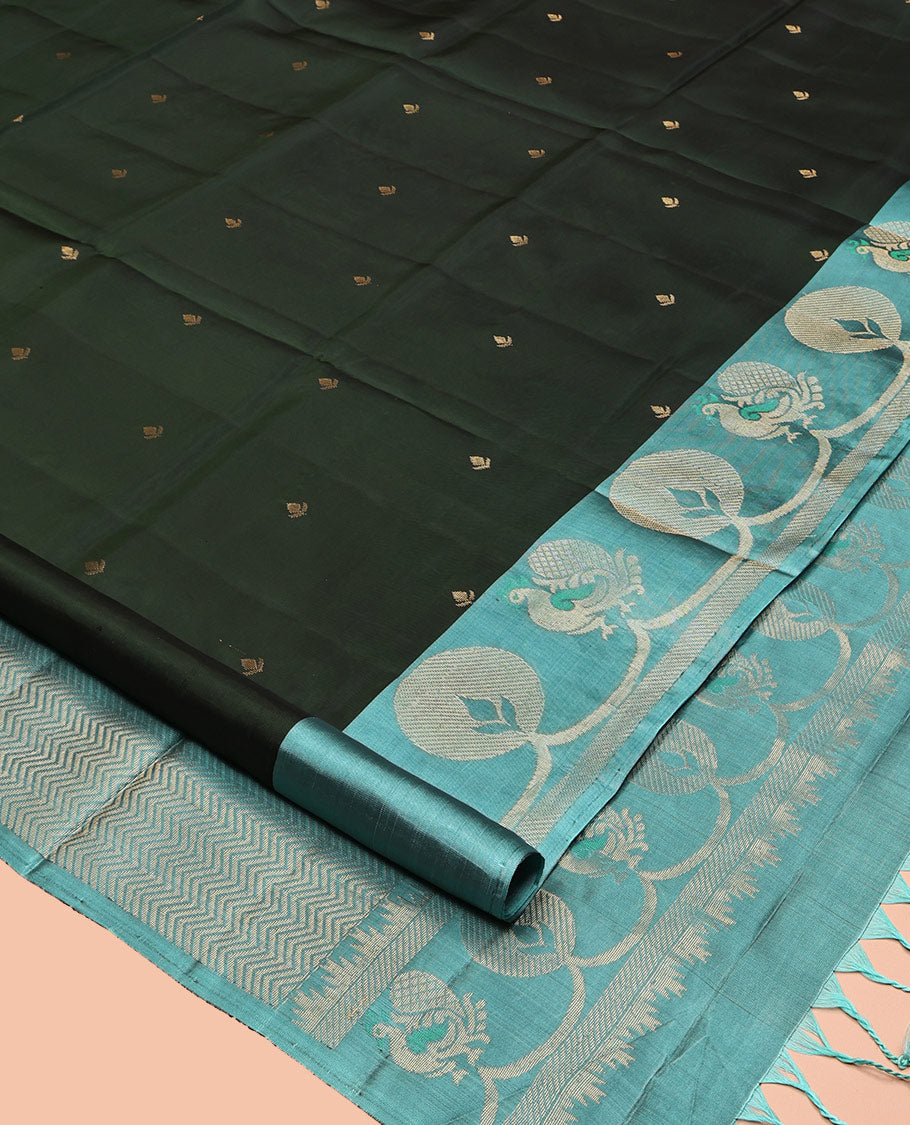 Green Mayuri Soft Silk Saree, Woven with Buttas, Contrast Floral-Peacock Border, Pallu of Vanki Designs and a Contrast Blouse