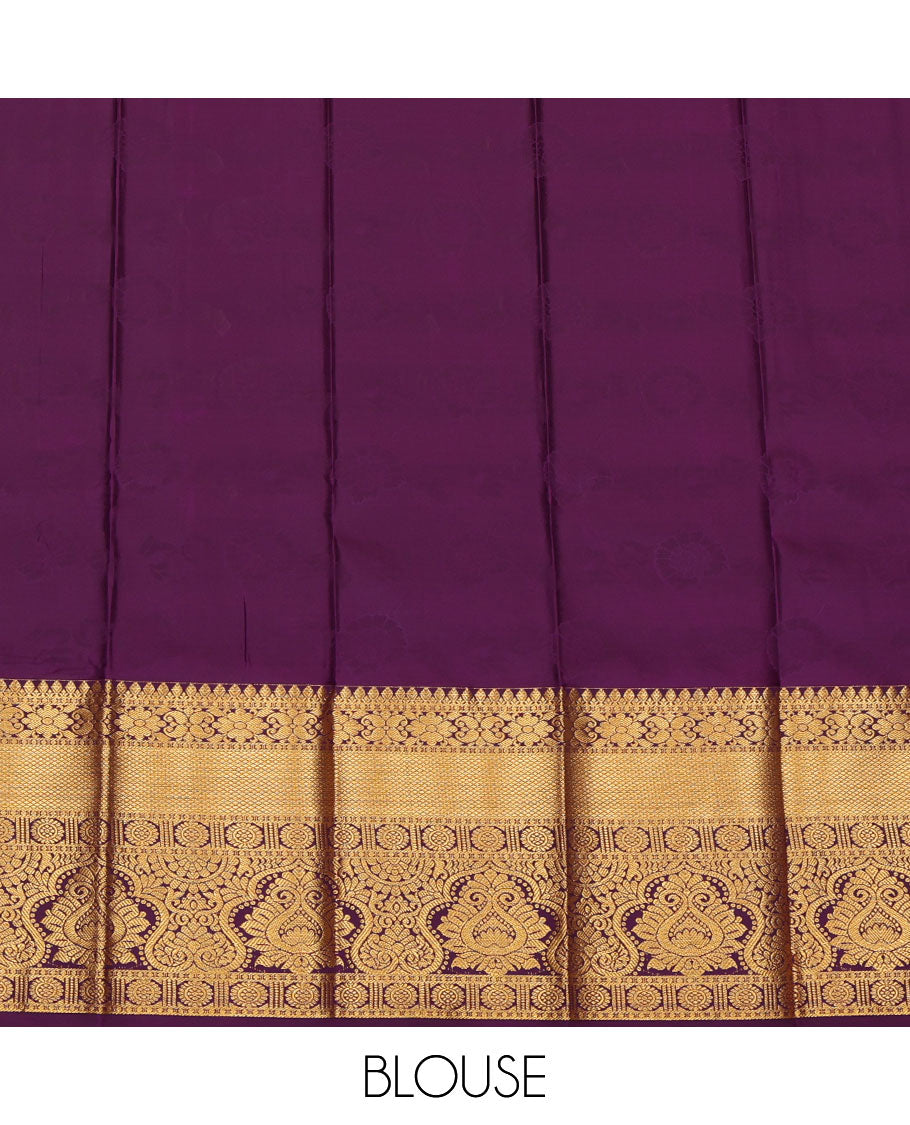 Green Budget Silk Saree, Woven with Jacquard Design, a Contrast Traditional Zari Border, Grand Pallu, and a Contrast Blouse