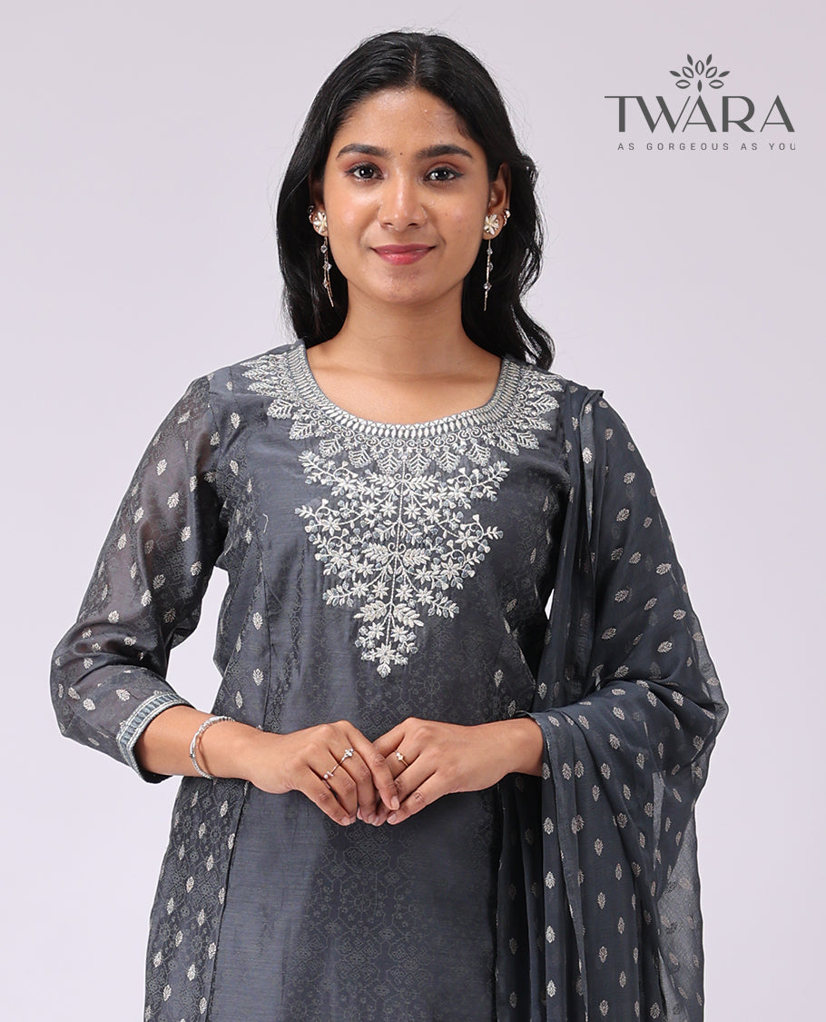 Twara black floral embroidery round neck , 3/4 th sleeve , below knee lenght straight cut kurti with straight pants & floral motifs dupatta