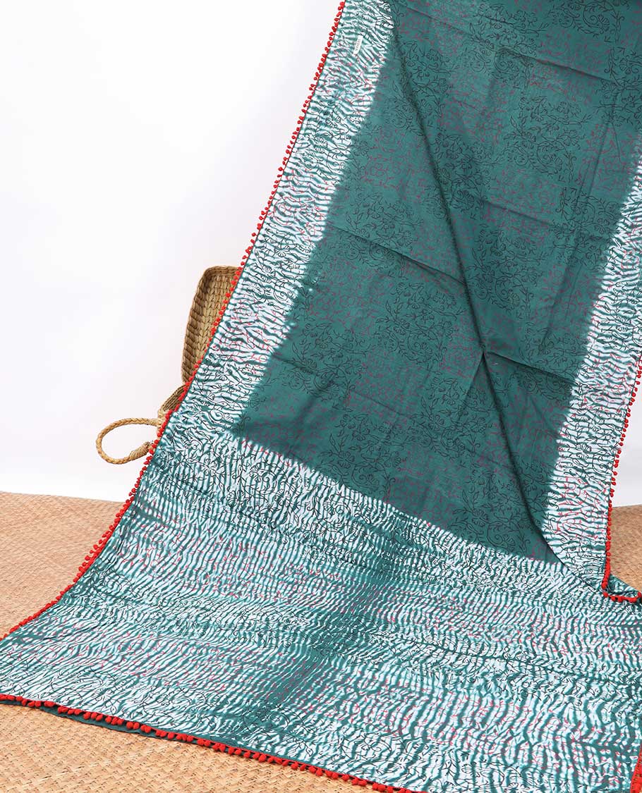 Dark green floral design mul mul cotton saree with contrast shibori style border & shibori style, floral design pallu