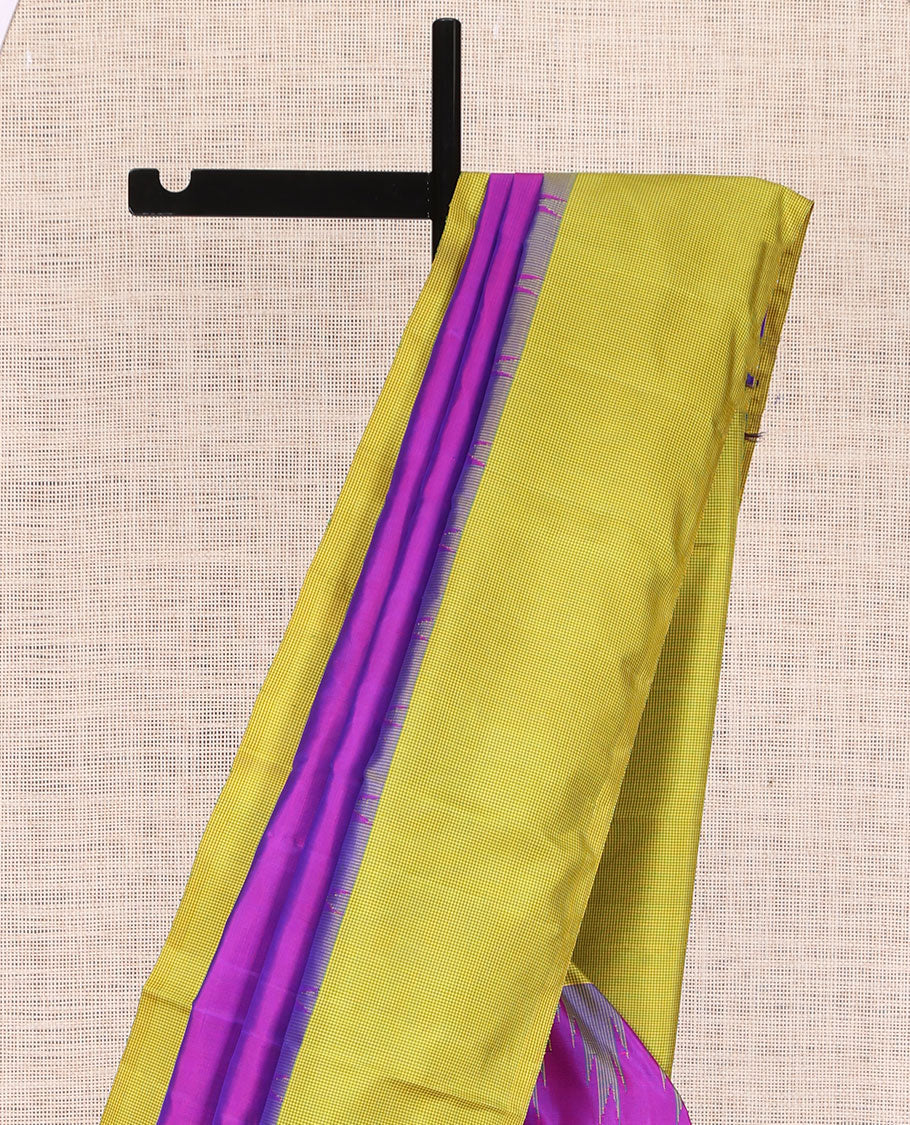 Purple Plain Kanchipuram Silk Saree, Complemented by Contrast Thazampoo Rekku Kasa-Kasa Checked Border, Kasa-Kasa Checked Pallu, and a Contrast Blouse