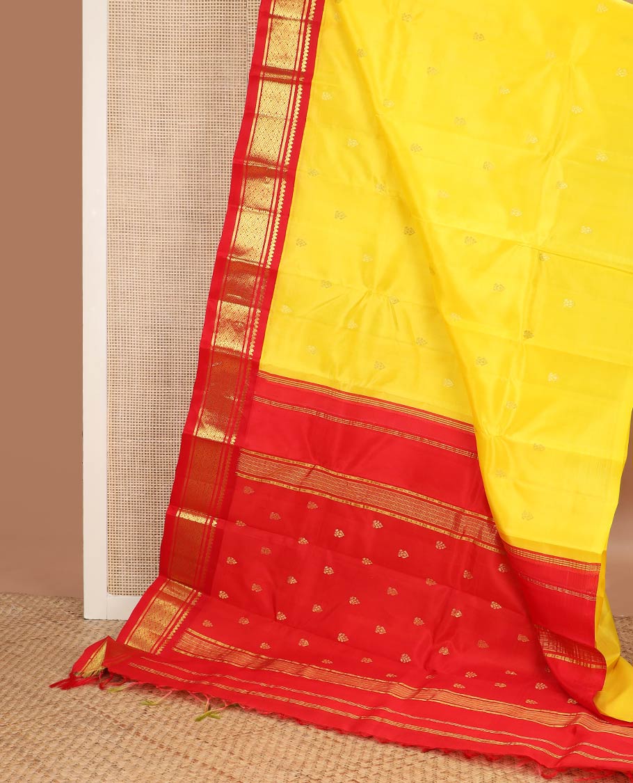 Yellow zari buttas kanchipuram silk saree, contrast korvai one-sided zari border of salngai & jaal & zari design pallu