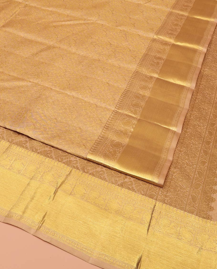 Gold Kanchipuram Wedding Silk Saree, Delicately Woven with Jacquard Design On Its Body, Highlighted by Zari Border of Manga Moklu, Manga, and Mayil Designs, Grand Pallu and Paired with Matching Blouse