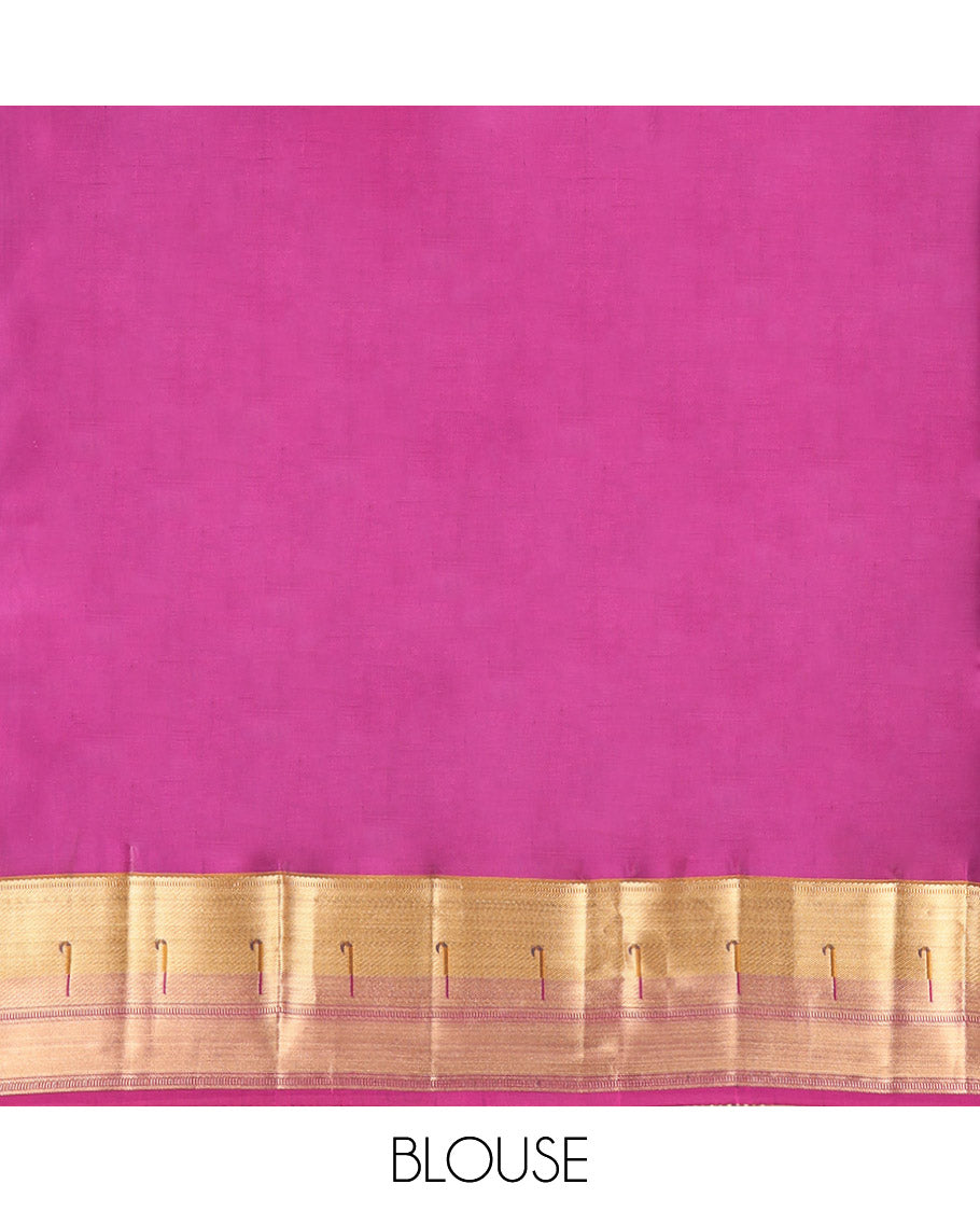 Green Vasundhara Lite Silk Mix Saree, Woven with Zari Buttas, Complemented by a Contrast Zari Muniya Border, Grand Pallu, and a Contrast Blouse