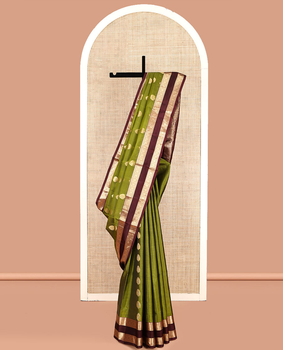 Green Mayuri Lite Silk Mix Saree, Featuring Zari Buttas, a Contrast Rettai Pettu Traditional Zari Border, Intricate Pallu, and a Contrast Blouse
