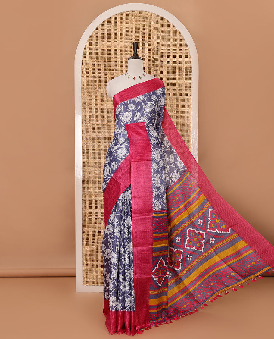 Grey sunflower motifs printed Khadi cotton saree, contrast plain border, patola geometric printed pallu & contrast blouse