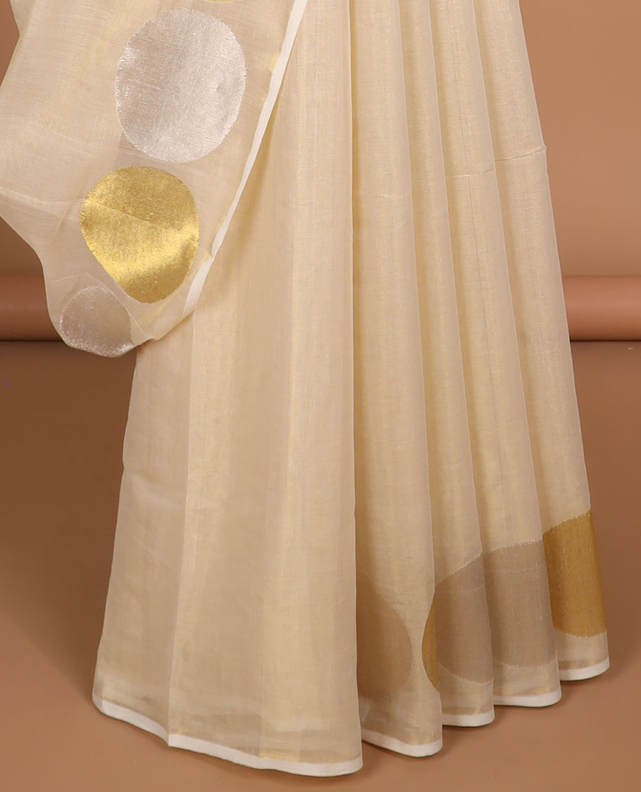 Cream kasavu saree with self geometric design border & struiped pallu