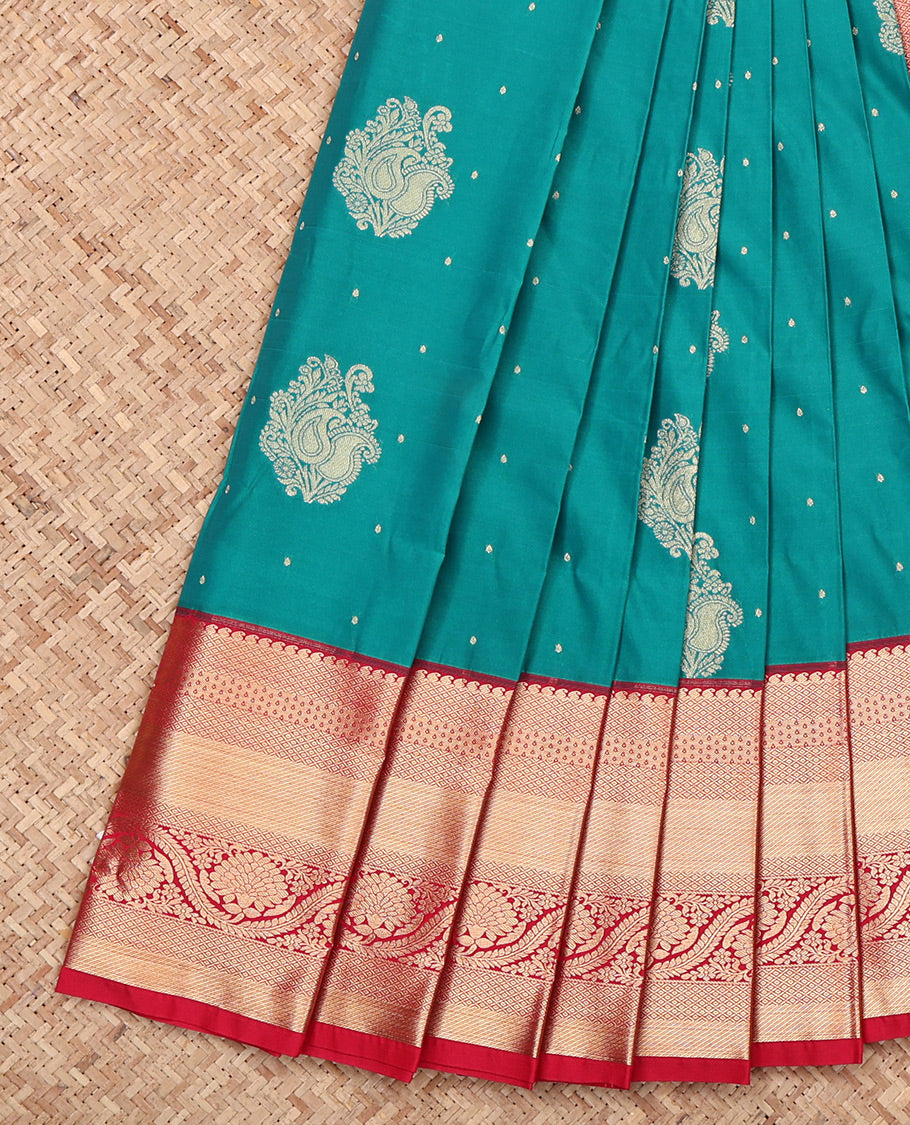 Green Budget Silk Saree, Embellished with Zari Buttas, Complemented by a Contrast Traditional Zari Border, Grand Pallu, and a Contrast Blouse