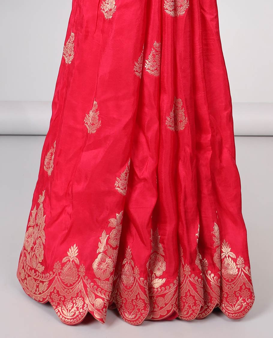 Pink floral buttas semi-banaras dola silk saree with scallop border & peacock design pallu