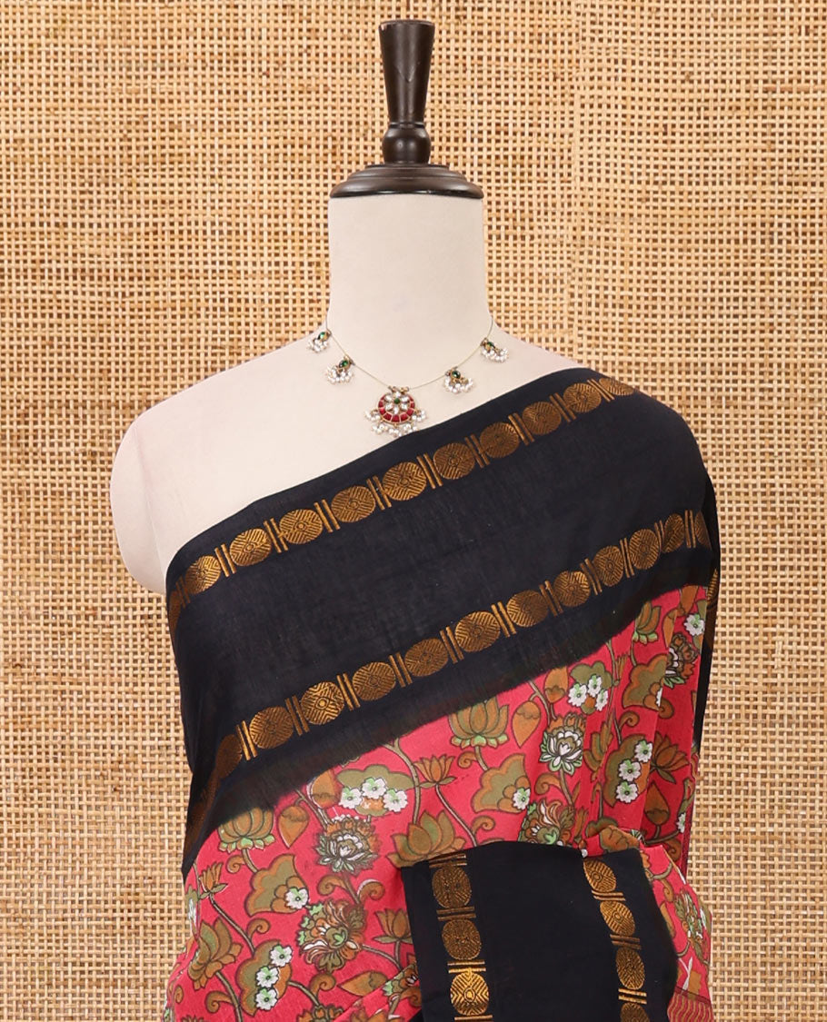 Pink lotus design printed sungudi cotton saree, contrast rettai pettu zari border, geometric pallu & running blouse