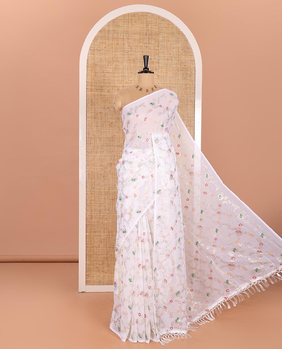 Borderless White Crunchy Crush Saree Enthralled with Meenakari-Style Floral Jaal Foil Prints, Meenakari-Style Floral Jaal Foil Pallu, and Paired with a Contrast Blouse