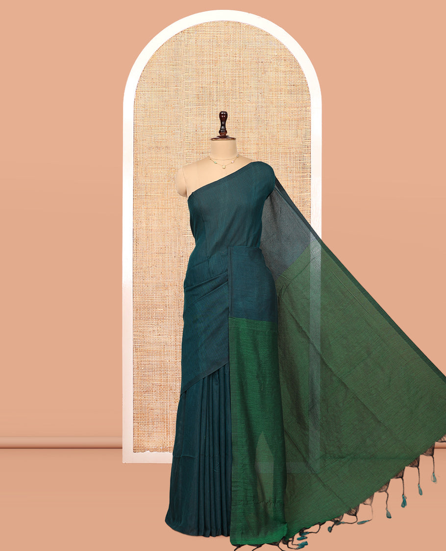 Borderless Peacock Green Plain Design Khadi Cotton Saree