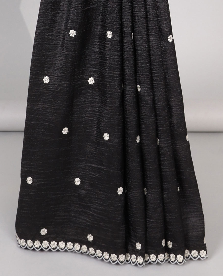 Pink Crushed Tissue saree with scallop motif border and intricate motif embroidery pallu