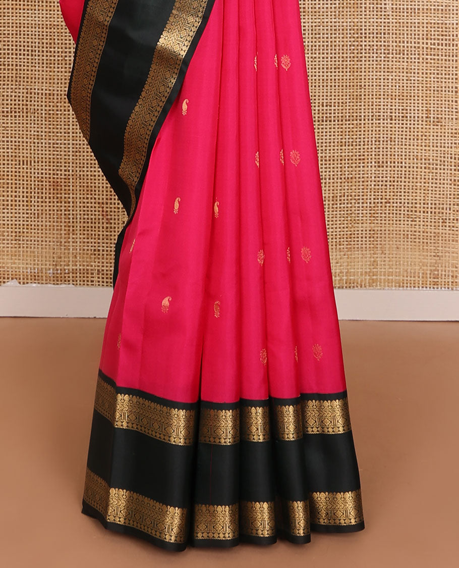 Red zari buttas Vasundhara elite silksaree, contrast rettai pettu border of thilakam,banaras,diamond & paisa & intricate pallu