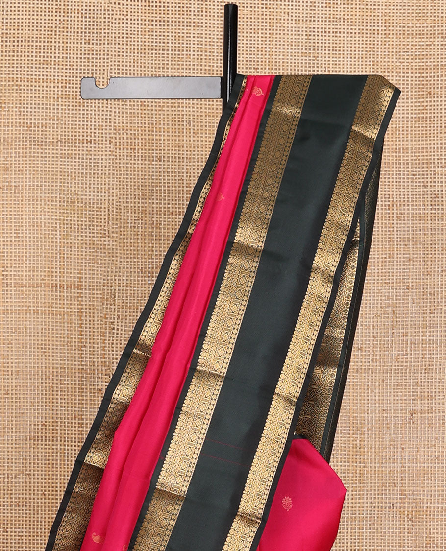 Red zari buttas Vasundhara elite silksaree, contrast rettai pettu border of thilakam,banaras,diamond & paisa & intricate pallu