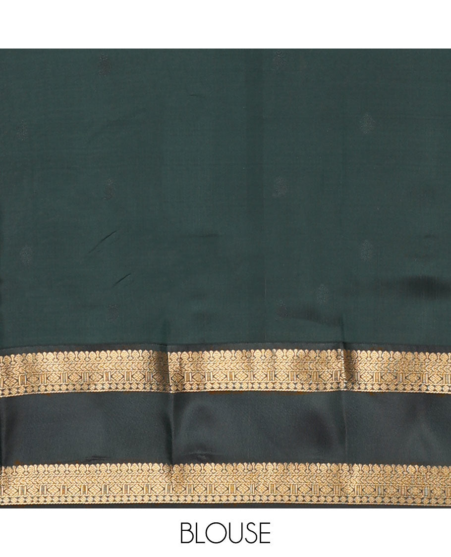 Red zari buttas Vasundhara elite silksaree, contrast rettai pettu border of thilakam,banaras,diamond & paisa & intricate pallu