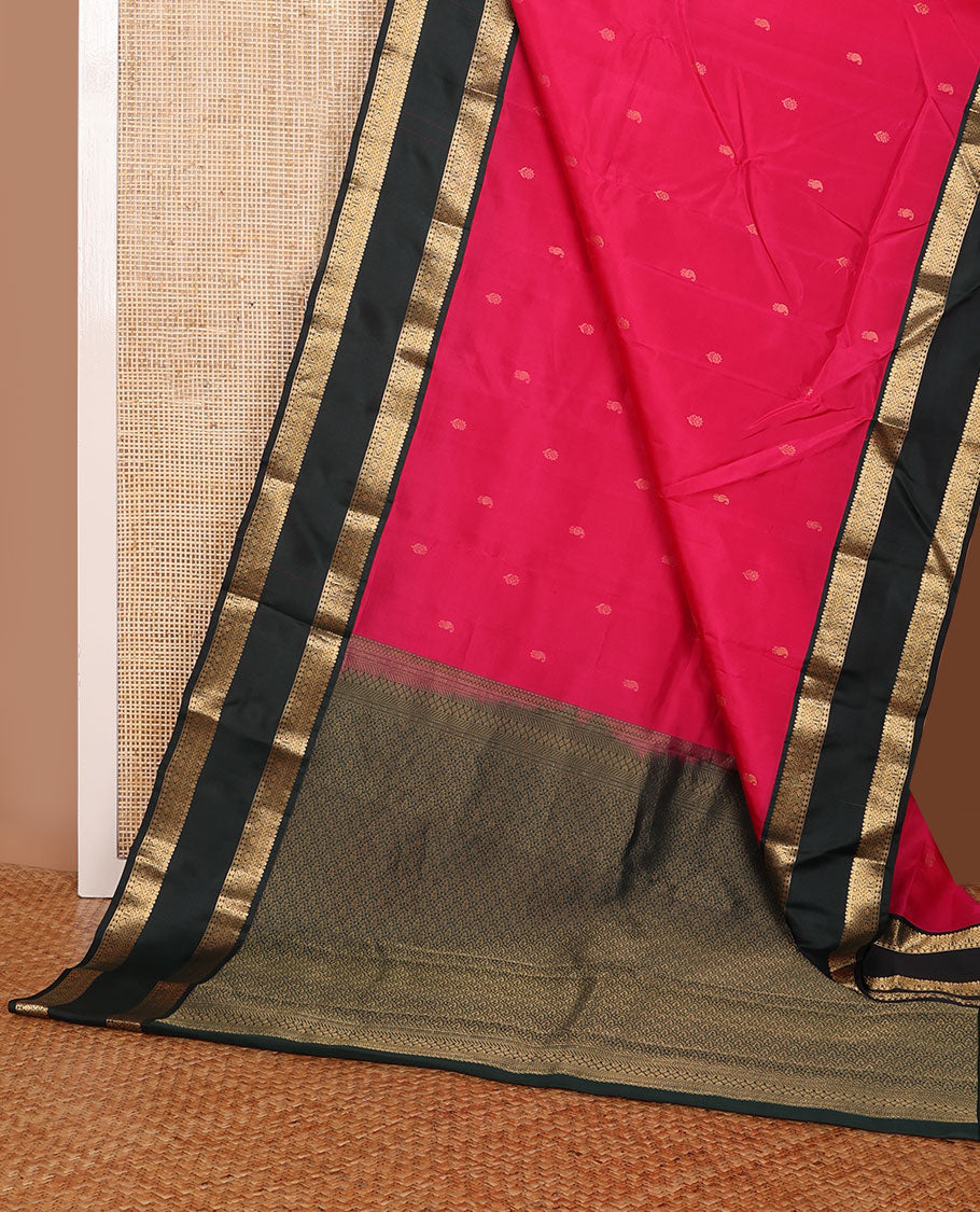 Red zari buttas Vasundhara elite silksaree, contrast rettai pettu border of thilakam,banaras,diamond & paisa & intricate pallu
