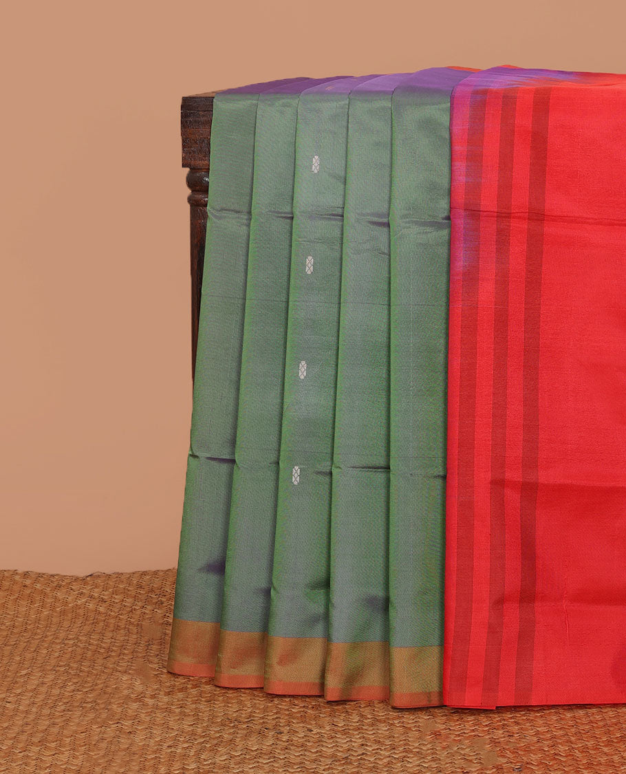 Green leaf buttas banana pith saree, contrast border, and contrast pallu of leaf design