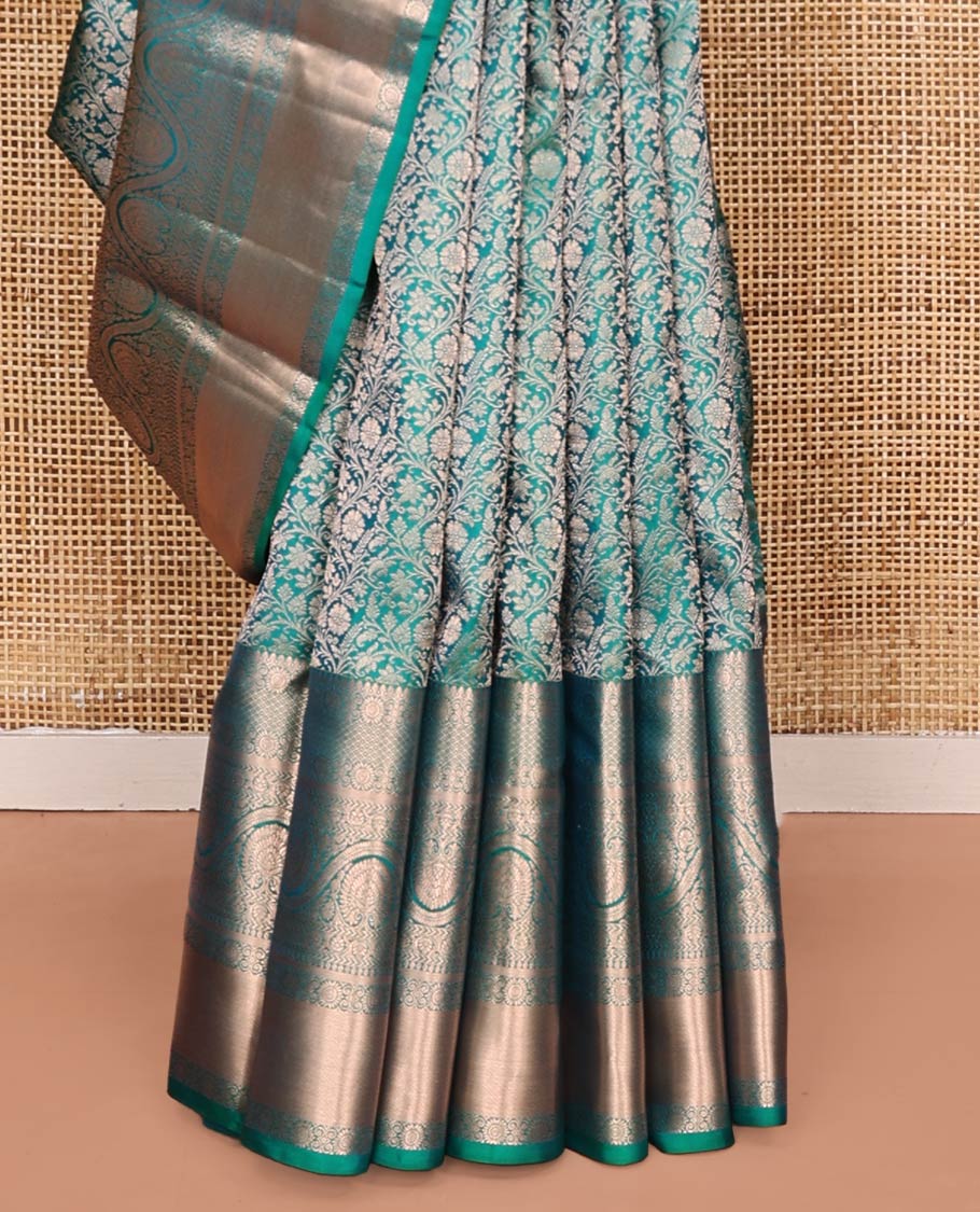 Blue Kanchipuram Wedding Silk Saree, Enriched with Jacquard Design on Its Body, Highlighted by Zari Border of Thilakam Mokku, Mayil Kann, Kathir, and Dhavana Kodi Designs, Grand Pallu, and Paired with a Matching Blouse