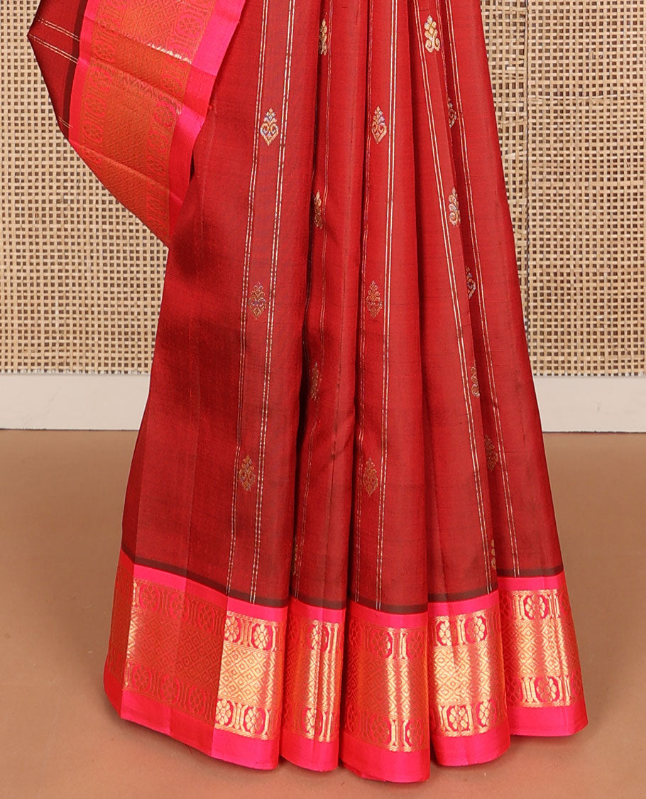 Red zari buttas Kanchipuram silk saree, contrast one-sided border of laddu kamalam, and mayil kann designs, and zari design pallu