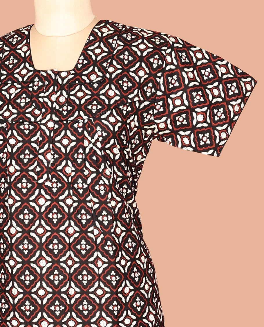 Black Cotton-Blended Nighty