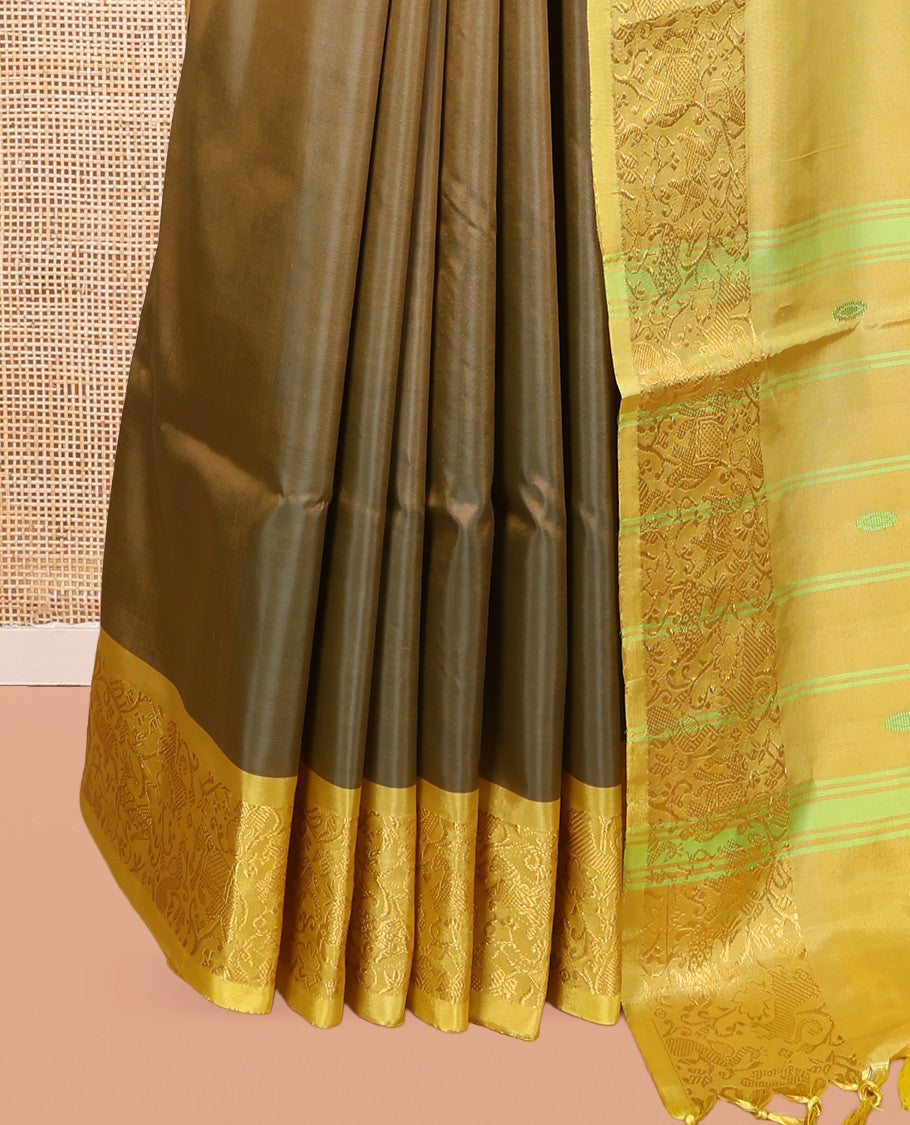 Green Banana Pith Saree, Crafted with Thread Buttas, a Contrast Traditional Zari Border, Pallu of Buttas, and a Contrast Blouse