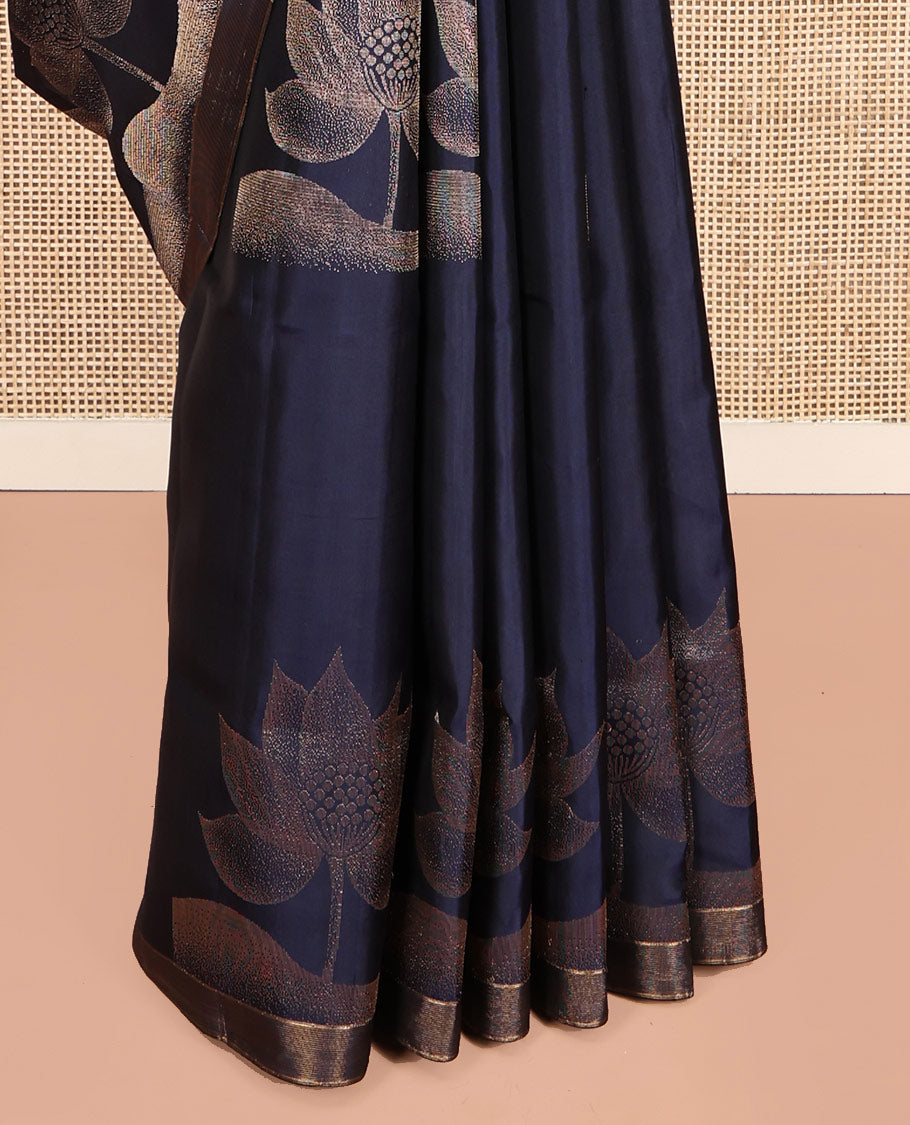 Blue Mayuri Soft Silk Saree, Embellished with Floral Buttas, a Zari Piping Border, Geometric Pallu, and a Matching Blouse