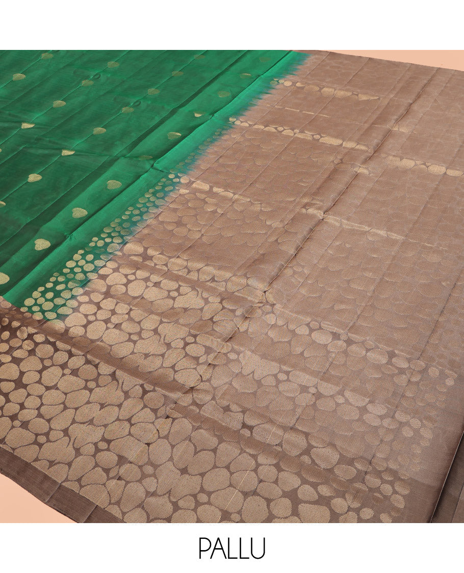 Green Mayuri Lite Silk Mix Saree, Detailed with Zari Buttas, Complemented by Contrast Geometric Patterned Border, Pallu of Geometric Patterns, and a Contrast Blouse