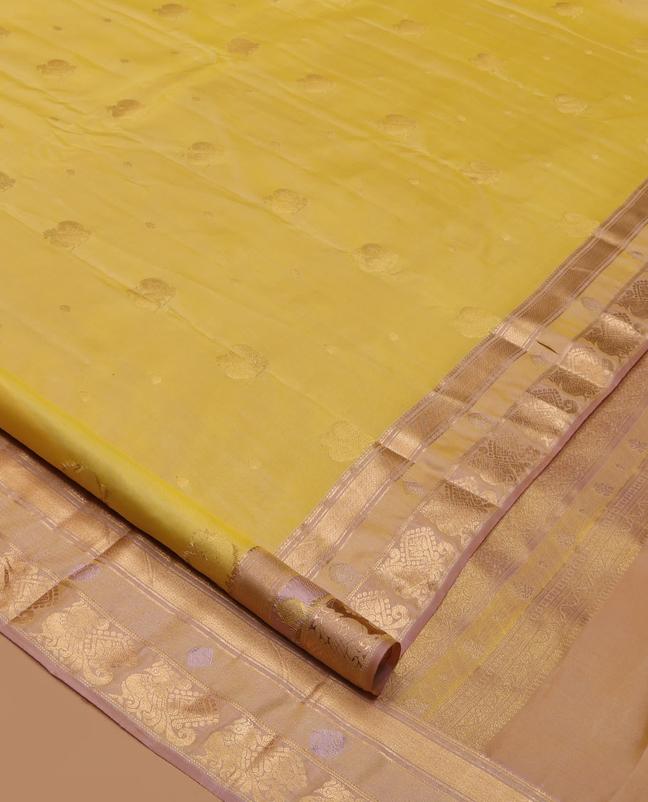 Yellow Vasundhara Lite Silk Mix Saree, Detailed with Mayil Buttas, a Contrast Mayil Border, an Intricate Pallu, and a Matching Blouse