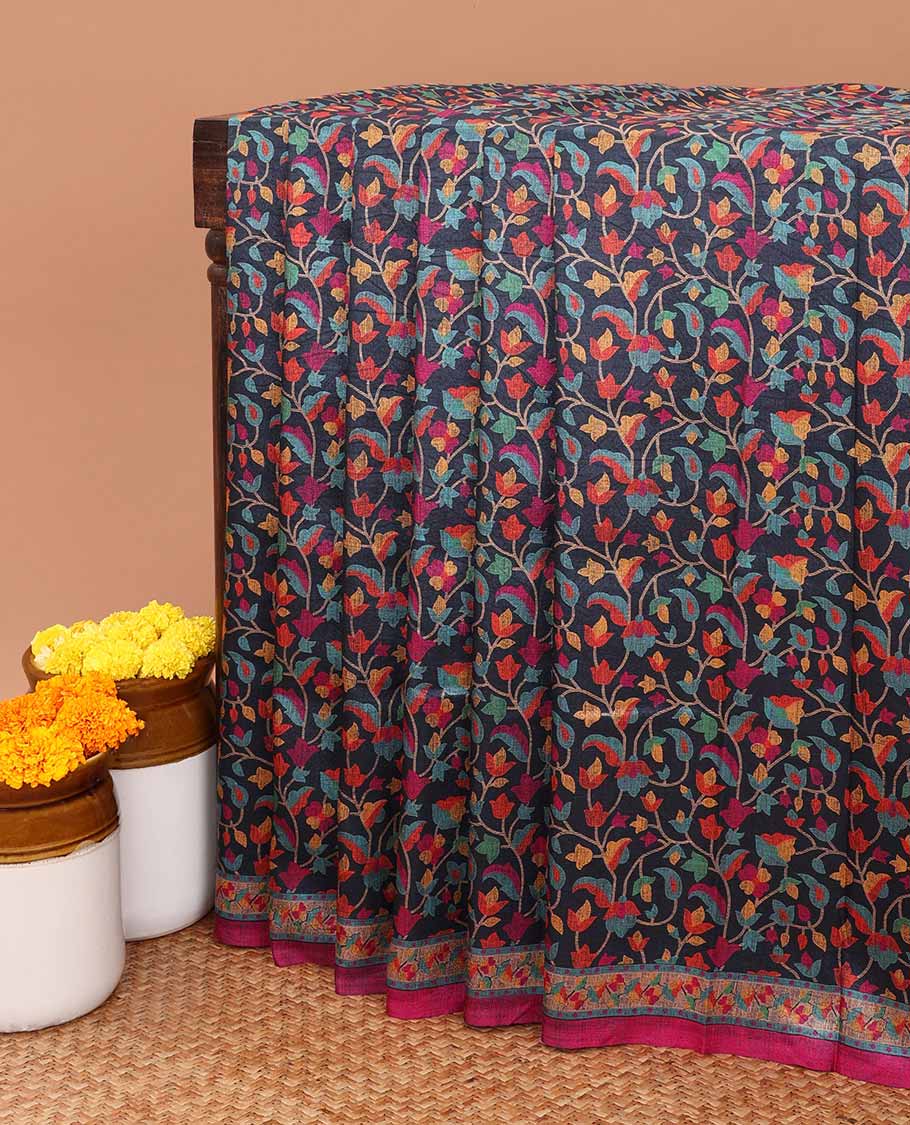 Borderless Peacock Dicharge Print, Madhubani Design Crackle Silk Saree With Carry Design Pallu & Crackle Slub Combination Blouse