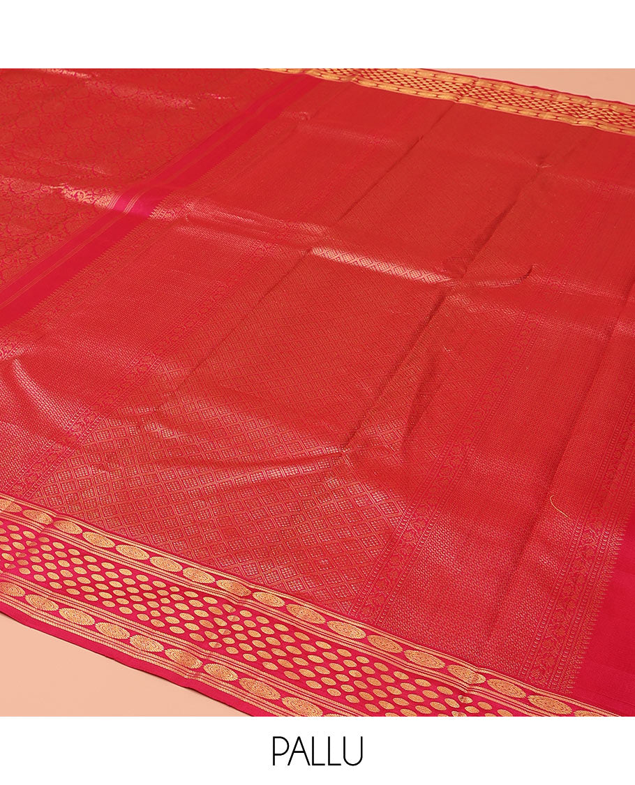 Pink Kanchipuram Wedding Silk Saree, Elegantly Highlighted with Jacquard Design on Its Body, Highlighted by Zari Border of Kathir, Chakram, and Rudraksham Designs, Grand Jaal Pallu, and Paired with a Matching Blouse