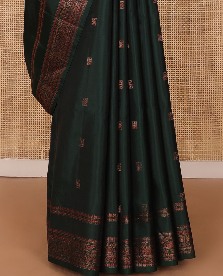 Deep forest green zari buttas soft silk saree, rettai pettu border of thilakam mokku,rudraksham & kodi visiry & jaal pallu