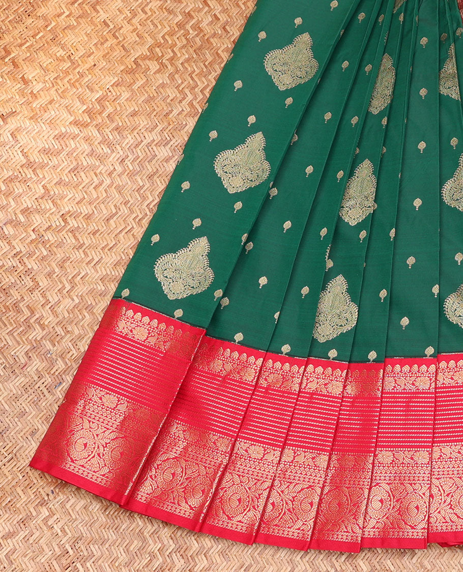 Green Budget Silk Saree, Bedecked with Zari Buttas, Complemented by a Contrast Traditional Zari Border, Pallu of Jaal Design, and a Contrast Blouse