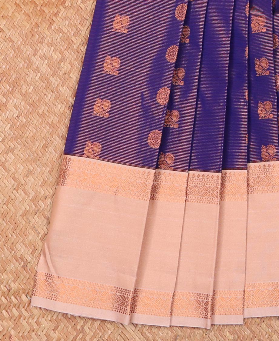Blue Budget Silk Saree Gleamed Up with Peacock Chakram Buttas, Complemented by a Contrast Traditional Zari Motif Rettai Pettu Border, Adorned with Zari Woven Pallu, and Paired with a Contrast Blouse