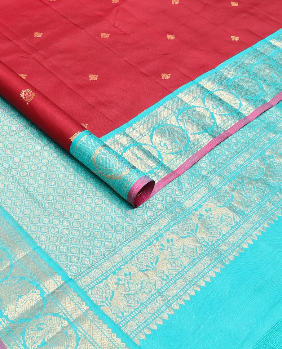 Apple red zari buttas silk saree, contrast border of diamond,banaras,mayil kann & round yaanai & round mayil & jaal design pallu