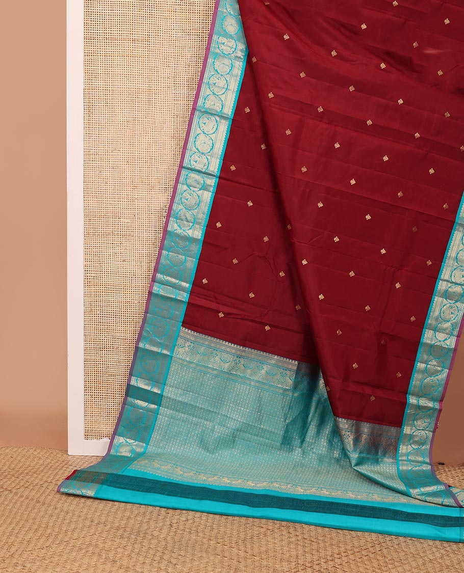 Apple red zari buttas silk saree, contrast border of diamond,banaras,mayil kann & round yaanai & round mayil & jaal design pallu