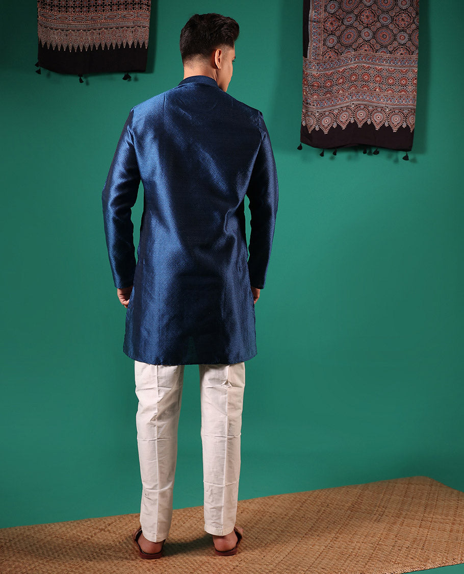 Blue peacock eye style diamond patterns embossed full-sleeved men's kurta
