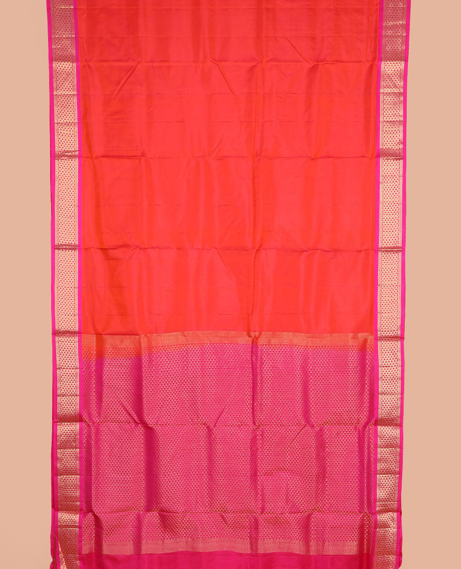 Orange plain nine-yard silk saree, contrast border of Muthu, and ara maadam, and ara maadam design pallu